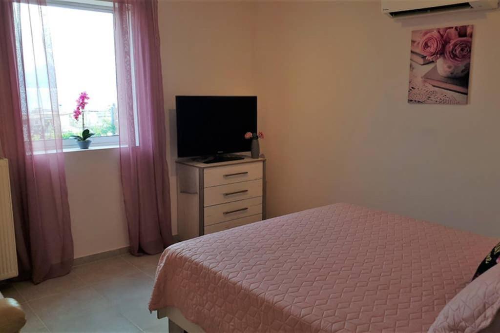 Villa Rania Loutraki Εξωτερικό φωτογραφία